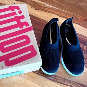 FitFlop Uberknit slip-on comfort. US 8, EUR 39